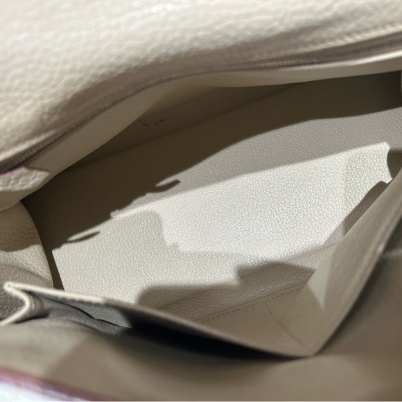 Hermes Kelly 28 Handbag Cream Togo with Palladium Hardware - Picture 11 of 16